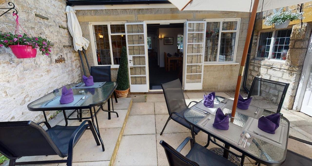 Siam Cottage Guesthouse Over 300 Years Old With Thai Restaurant Moreton-in-Marsh 외부 사진