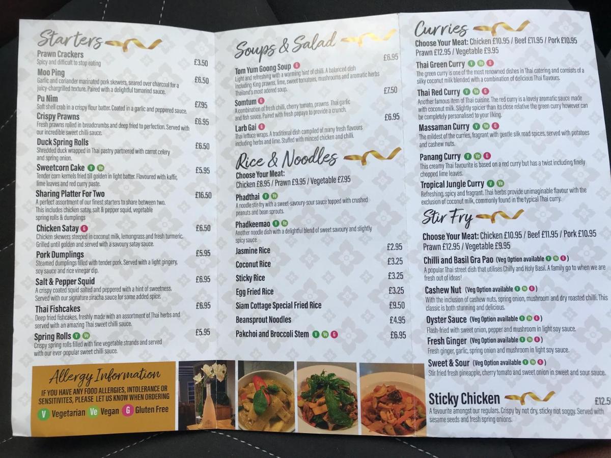 Siam Cottage Guesthouse Over 300 Years Old With Thai Restaurant Moreton-in-Marsh 외부 사진