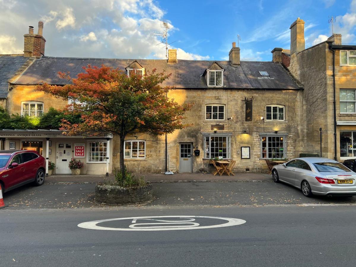 Siam Cottage Guesthouse Over 300 Years Old With Thai Restaurant Moreton-in-Marsh 외부 사진
